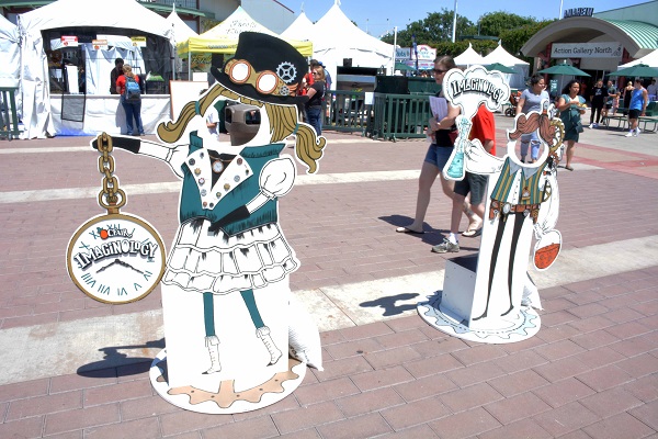 Imaginology lifesized photo grames with costumes on main mall