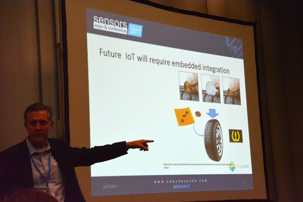Scott Nelson with "Future IoT" slide