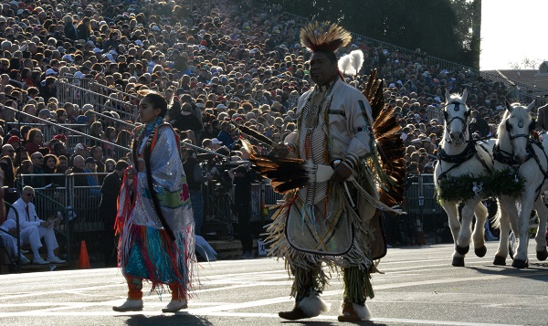 Ramona pageant cast in Native American costumes