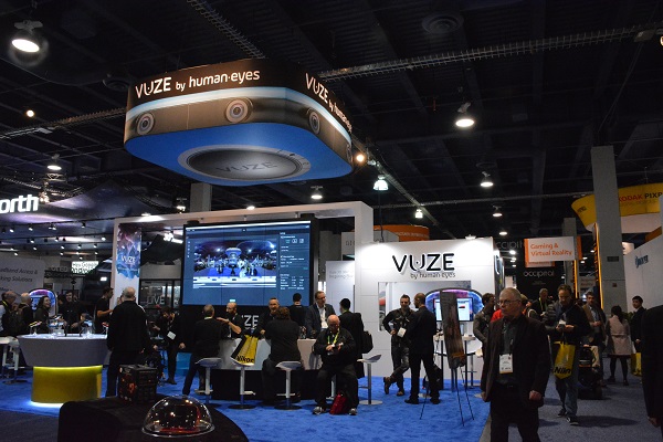 Vuze camera display at CES 2018