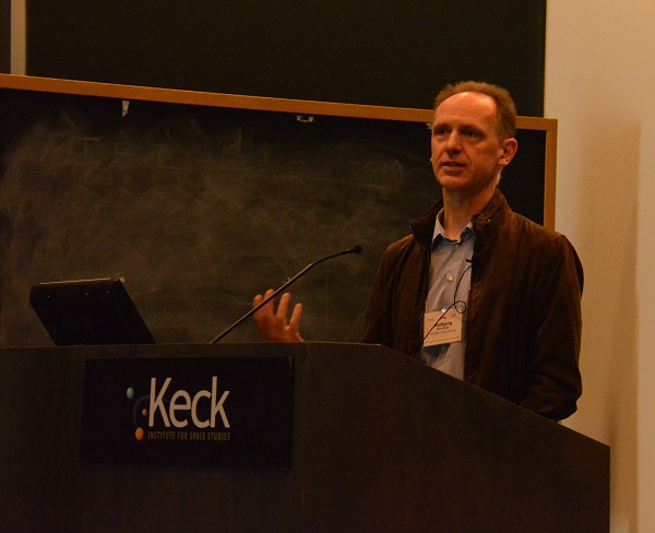 Dr. Wolfgang Stuerzlinger at the podium