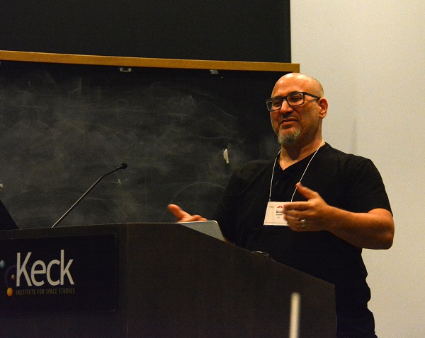 Scott Davidoff smiles from Keck Institute podium