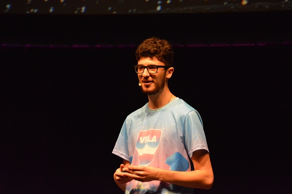 VRLA co-organizer Cosmo Scharf smiles