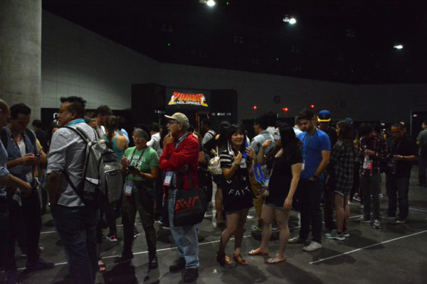 Line of VRLA 2018 attendees for Zombie Holomaze on expo flor