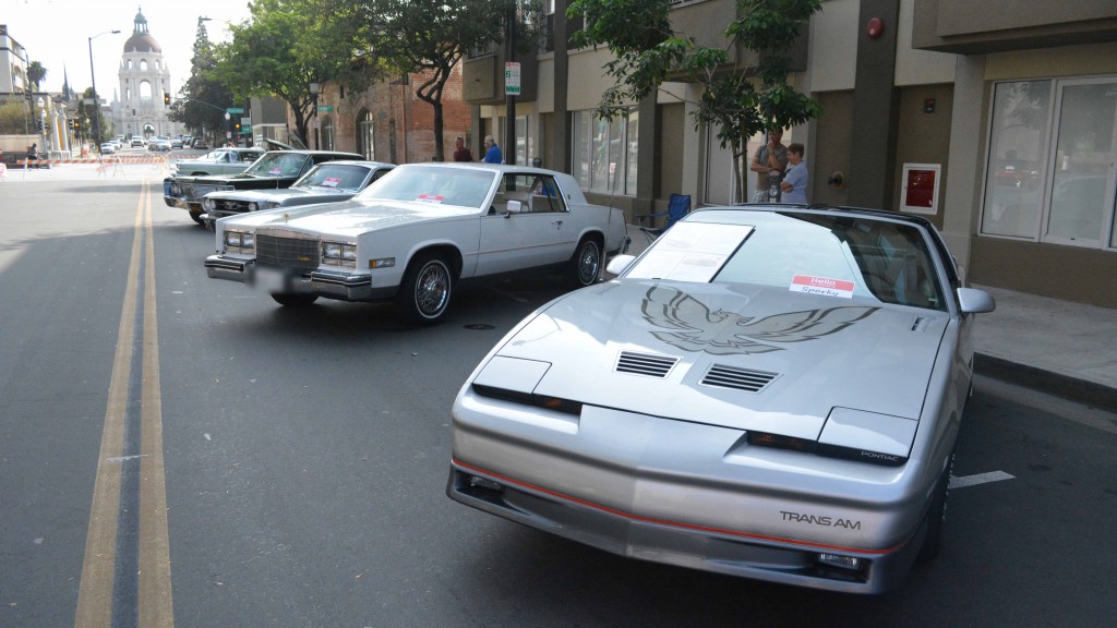 VIntage cars on display in Pasadena's Central Park